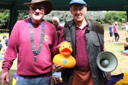 Lion President Richard & Club Secretary Chris 20.07.25 - KRIMG 2500